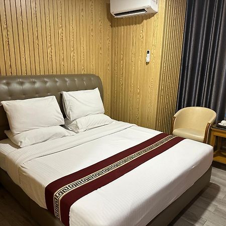 Ss Hotel Σερεμπάν Εξωτερικό φωτογραφία