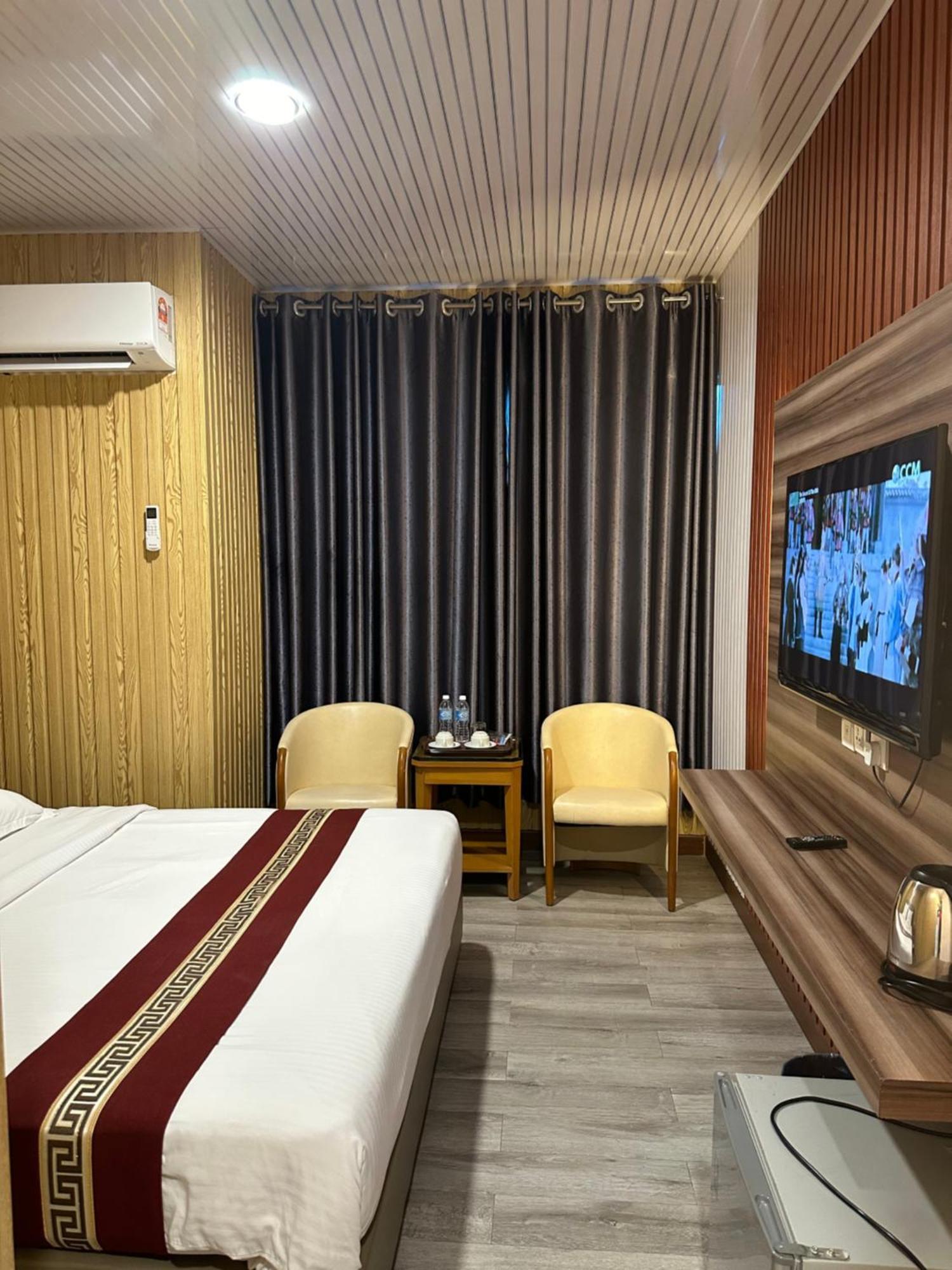 Ss Hotel Σερεμπάν Εξωτερικό φωτογραφία