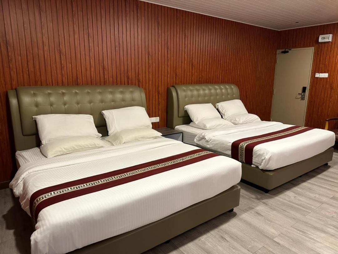 Ss Hotel Σερεμπάν Εξωτερικό φωτογραφία