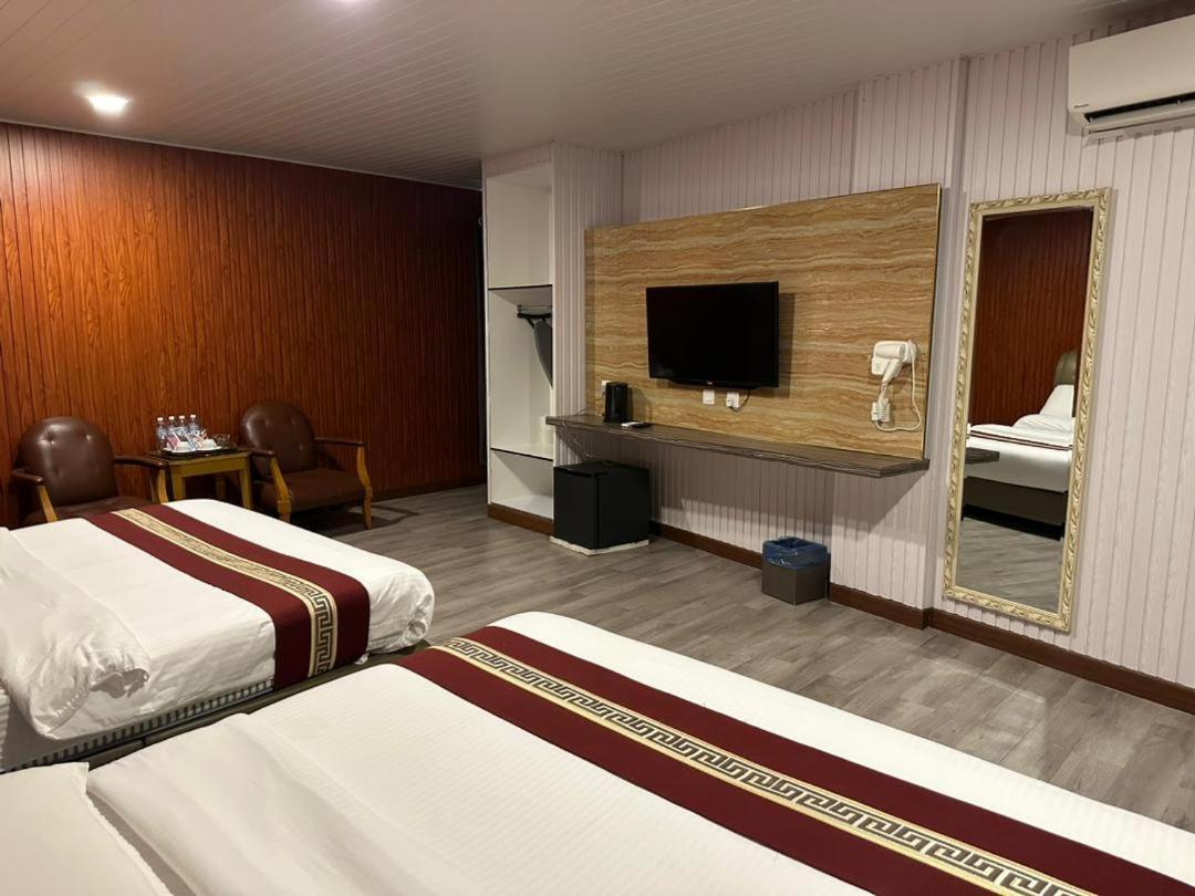 Ss Hotel Σερεμπάν Εξωτερικό φωτογραφία