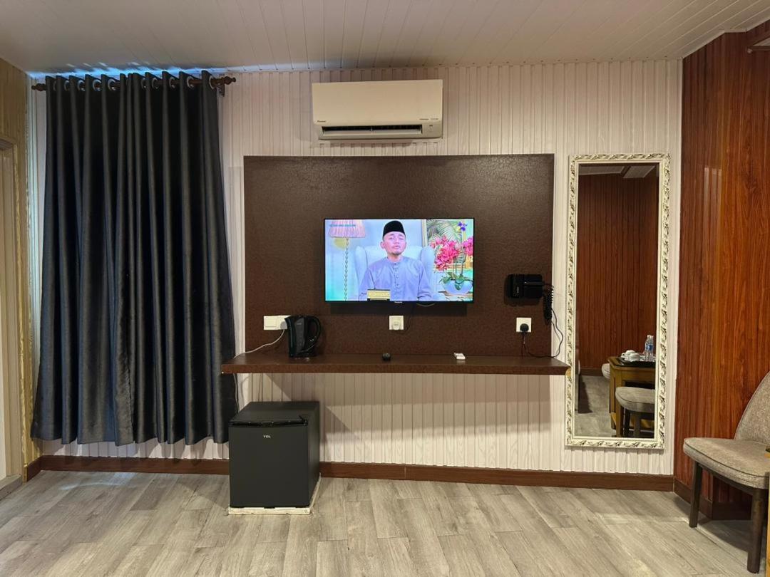 Ss Hotel Σερεμπάν Εξωτερικό φωτογραφία