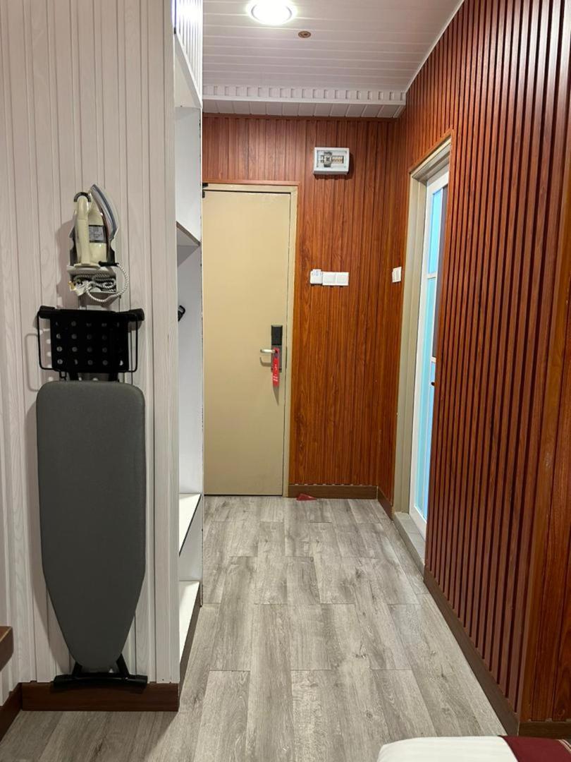 Ss Hotel Σερεμπάν Εξωτερικό φωτογραφία