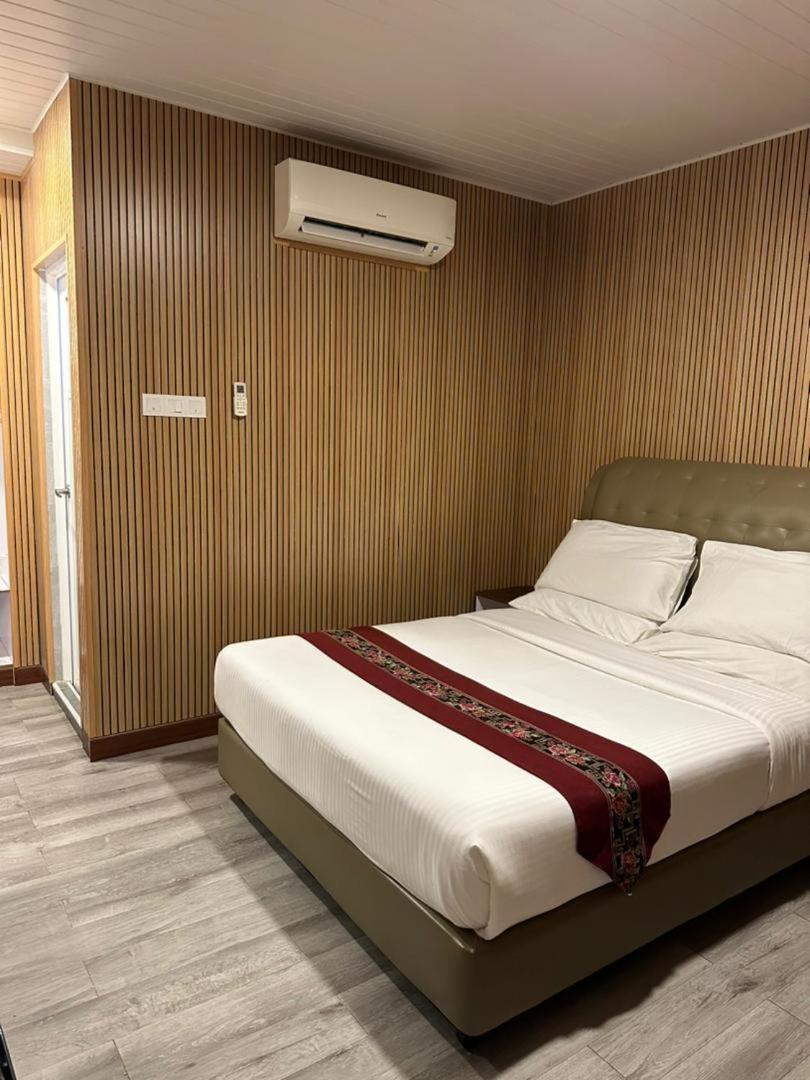 Ss Hotel Σερεμπάν Εξωτερικό φωτογραφία