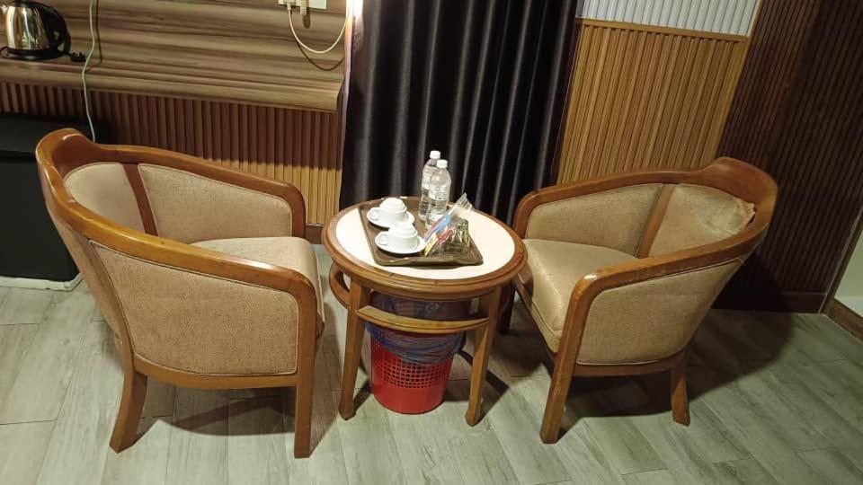Ss Hotel Σερεμπάν Εξωτερικό φωτογραφία