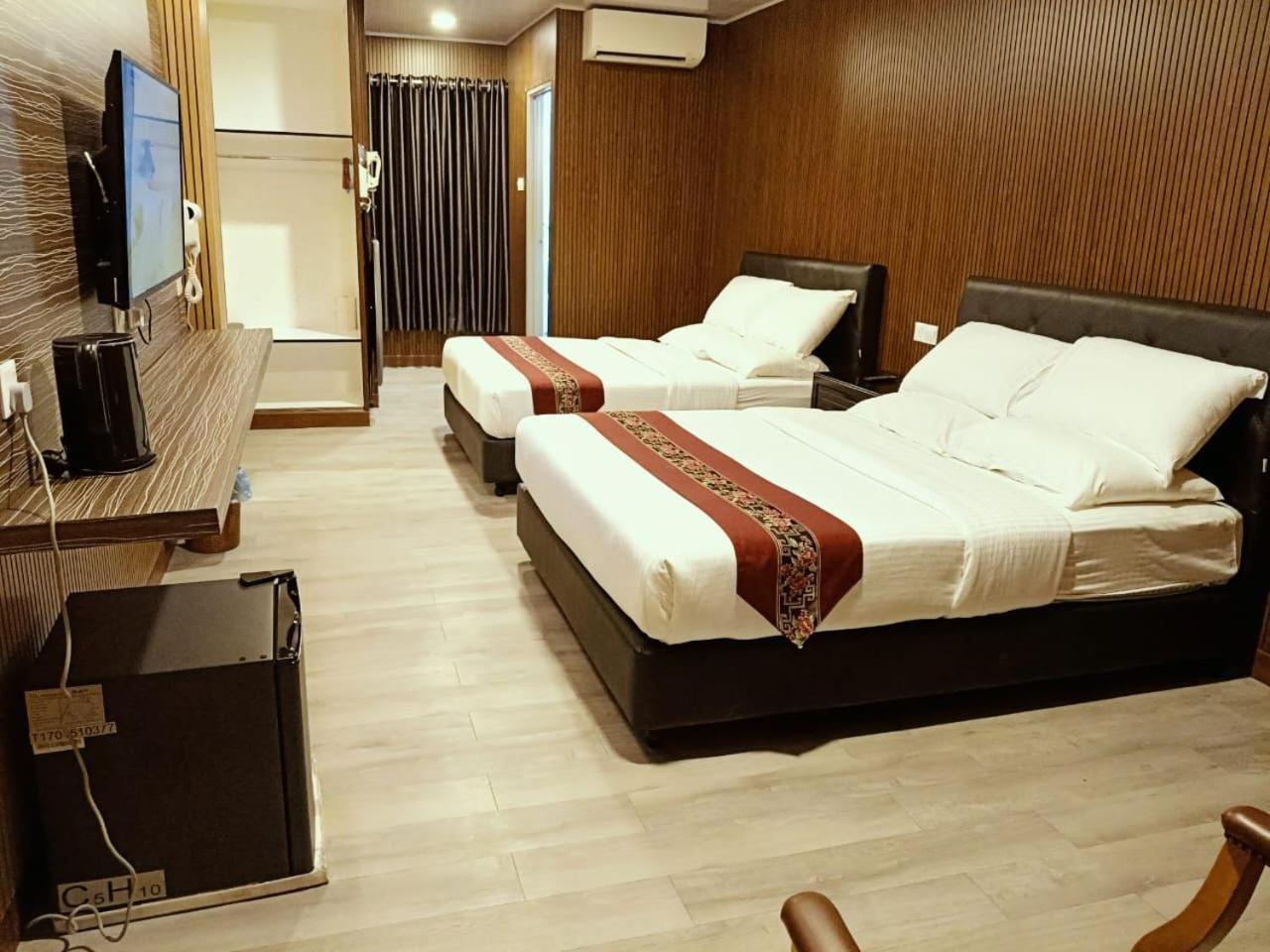Ss Hotel Σερεμπάν Εξωτερικό φωτογραφία