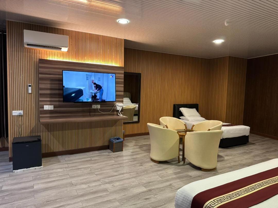Ss Hotel Σερεμπάν Εξωτερικό φωτογραφία